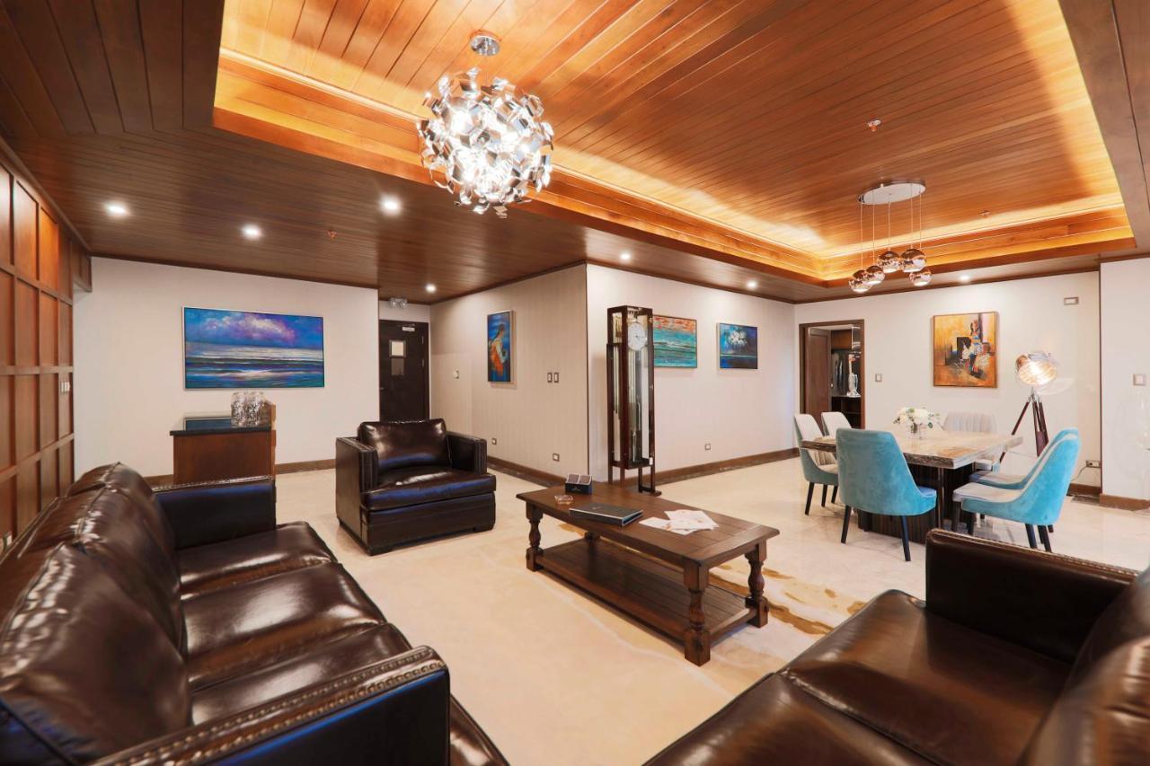 Presidential Suite,1169042770:JPEG